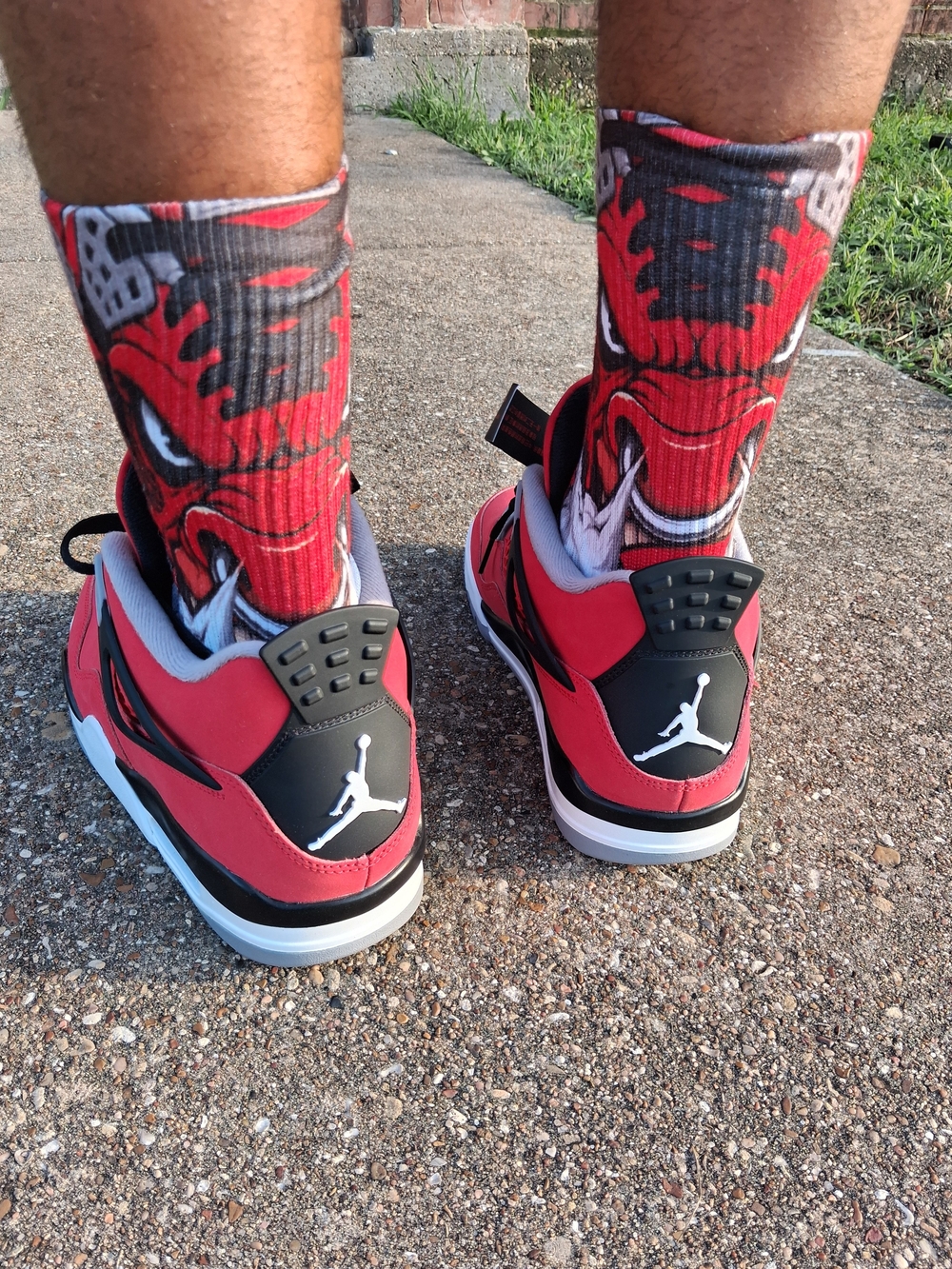 Toro Bravo 4s Socks To Match - Picture 3 of 5